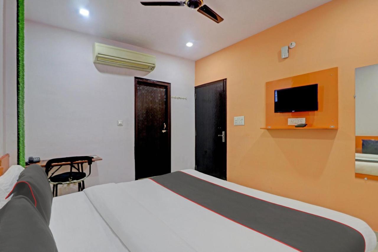 Oyo 81168 Collection O Dwarka Mor Nueva Delhi Exterior foto